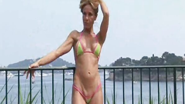 MILF Karlie Simon ist unglaublich toller Schwanzreiter filme porno gratis cu babe flocoase